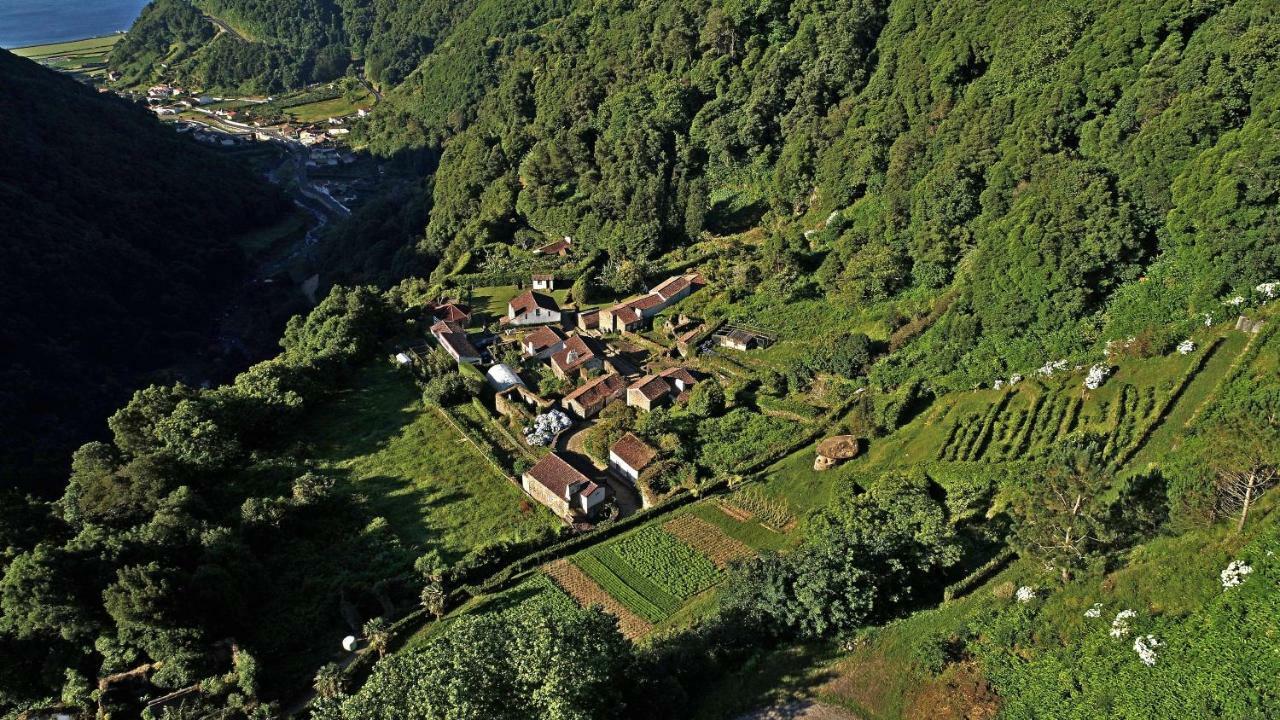 Hôtel Aldeia Do Sanguinho à Faial da Terra Extérieur photo